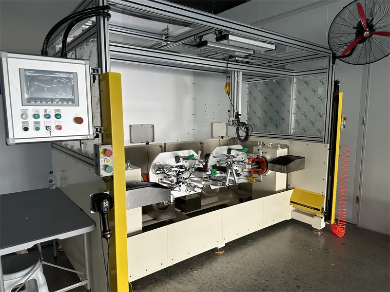 AUDI减震塔双工位拧紧装配站